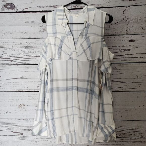 Vince Camuto Rayon Long Sleeve Button Down Cold Shoulder Top Small - Picture 2 of 4